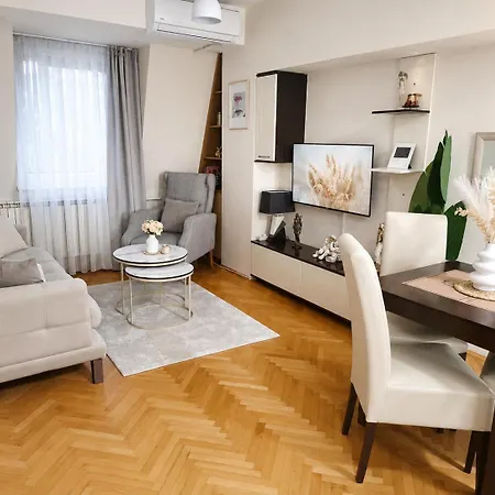 88 Self Check-in, Free Parking Apartman Szkopje