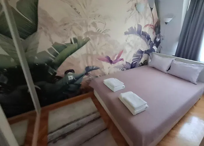 דירה Apartment 88 Stylish & Cozy, Self Check-In, Free Parking סקופיה