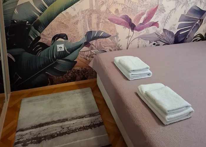 Apartment 88 Stylish & Cozy, Self Check-In, Free Parking Lägenhet *