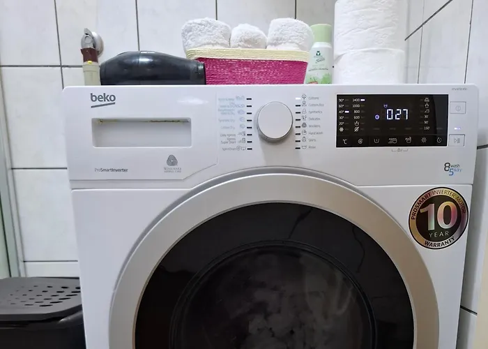 Apartment 88 Stylish & Cozy, Self Check-In, Free Parking Lägenhet *