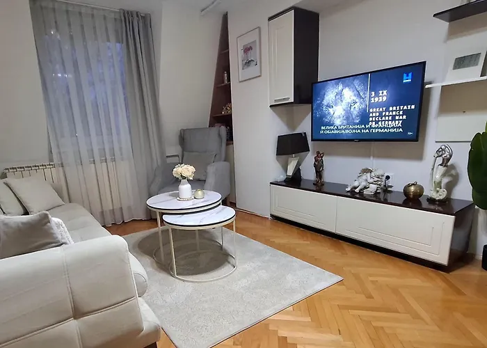 Apartment APARTMENT 88, SELF check-in, FREE parking Skopje