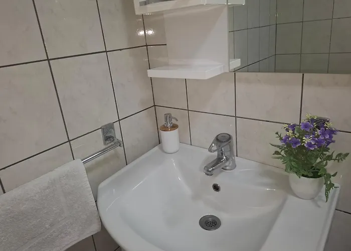 APARTMENT 88, SELF check-in, FREE parking Skopje